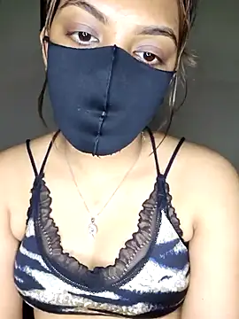 Snapshot of Olivia3 chatting on 02/02/25, 12:09 Olivia3 online show from 02/02/25, 12:09