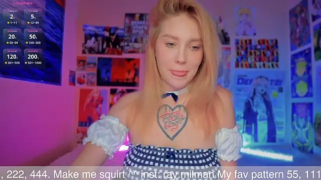 Snapshot of AliceMilman chatting on 09/17/25, 11:12 AliceMilman online show from 09/17/25, 11:12