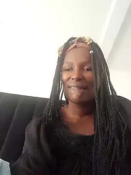 Foxy Bee online show from 03/01/25, 01:40
