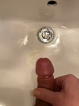 knudelboy2 online show from 03/04/25, 07:43