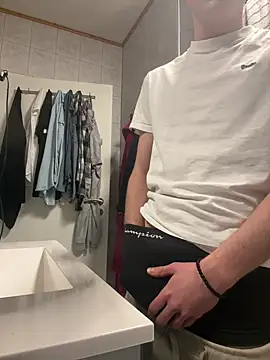 Snapshot of Jamie_2006 chatting on 12/09/24, 04:26 Jamie 2006 online show from 12/09/24, 04:26