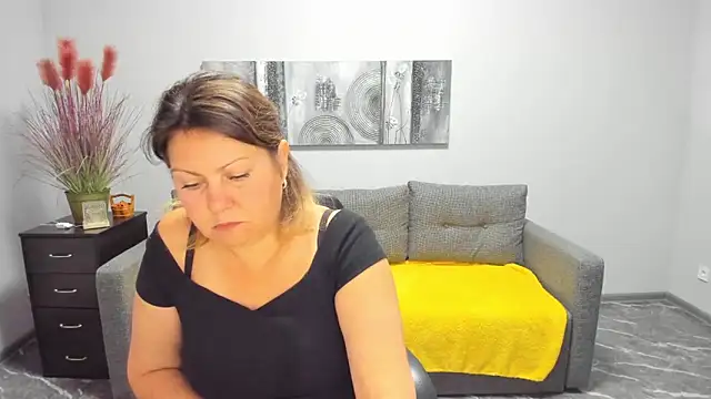 Snapshot of Milana_Blake chatting on 09/16/25, 11:55 Milana Blake online show from 09/16/25, 11:55