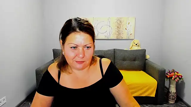Snapshot of Milana_Blake chatting on 09/21/25, 06:15 Milana Blake online show from 09/21/25, 06:15