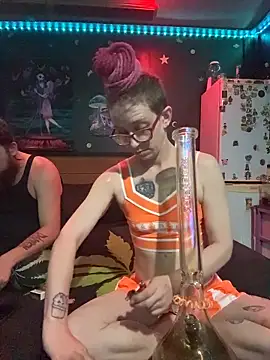 Stonermama666420 online show from 03/29/26, 04:12