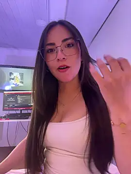 Melody 04 online show from 01/08/26, 03:53