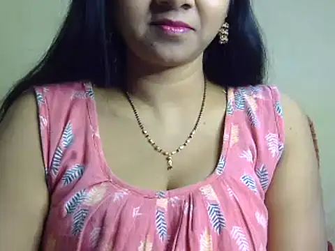 Snapshot of Suhana-sapna chatting on 02/03/25, 01:51 Suhana-sapna online show from 02/03/25, 01:51