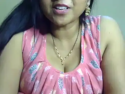 Snapshot of Suhana-sapna chatting on 02/10/25, 05:41 Suhana-sapna online show from 02/10/25, 05:41