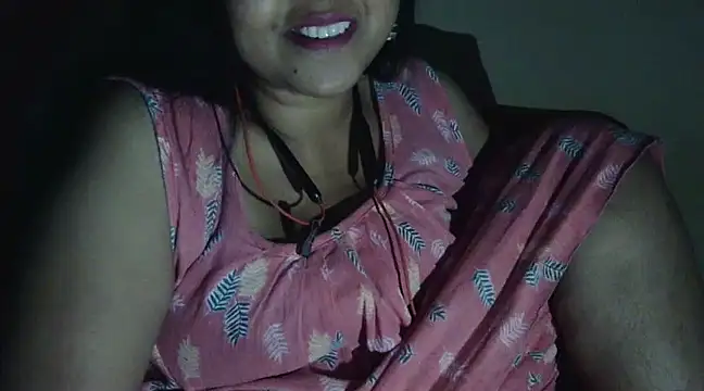 Snapshot of Suhana-sapna chatting on 03/04/25, 05:56 Suhana-sapna online show from 03/04/25, 05:56