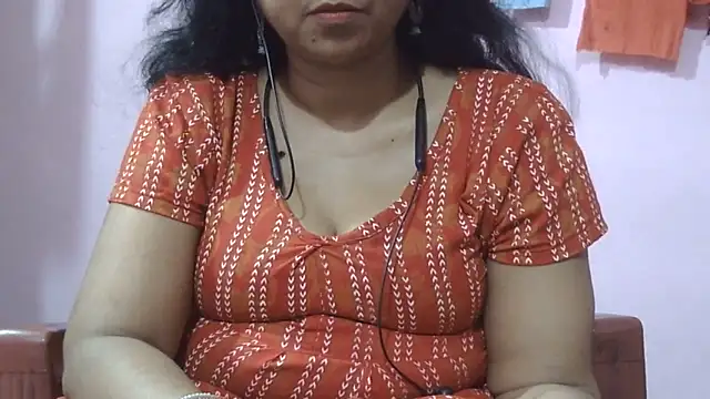 Snapshot of Suhana-sapna chatting on 06/16/26, 05:59 Suhana-sapna online show from 06/16/26, 05:59
