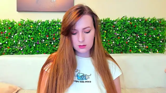 Snapshot of liya_gorgeous chatting on 12/12/24, 01:39 liya gorgeous online show from 12/12/24, 01:39