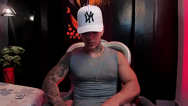 Flynn Riider online show from 03/23/26, 05:28