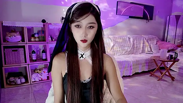 Snapshot of pinnnnnnk chatting on 12/27/24, 12:45 pinnnnnnk online show from 12/27/24, 12:45