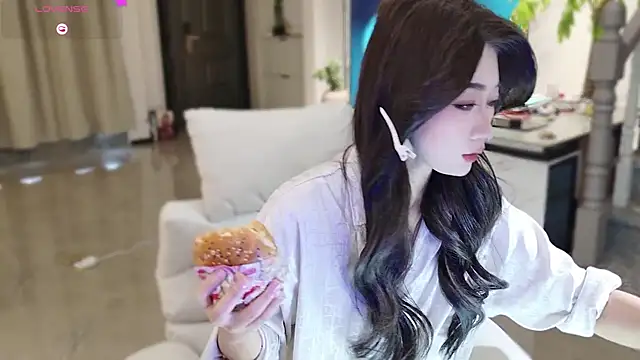 pinnnnnnk online show from 02/11/26, 11:43