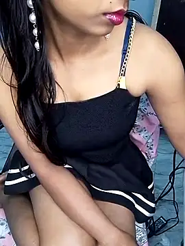 hinaa khan online show from 02/16/25, 08:21