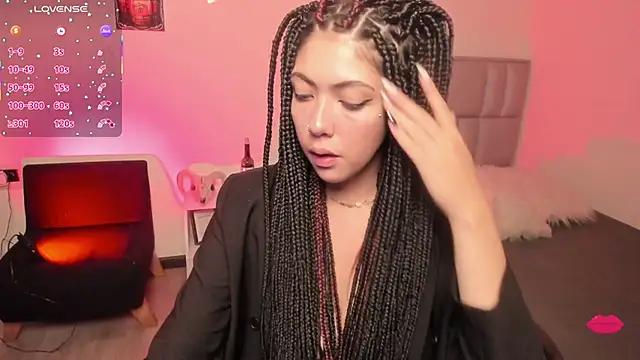 Aurora Hotson online show from 09/09/25, 12:43