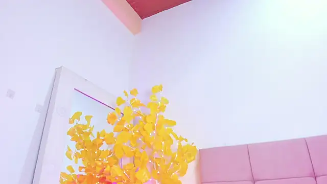 HaleyAmaya online show from 02/12/26, 12:05