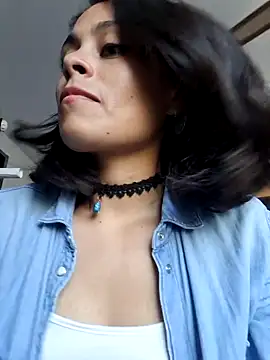 Snapshot of sweet_aphrodite69 chatting on 12/17/24, 08:43 sweet aphrodite69 online show from 12/17/24, 08:43