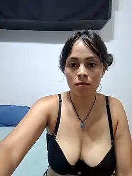 Snapshot of sweet_aphrodite69 chatting on 02/22/25, 11:24 sweet aphrodite69 online show from 02/22/25, 11:24