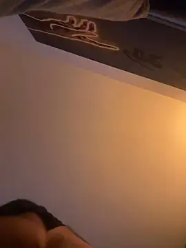 Avamereandmikel online show from 02/20/25, 12:19