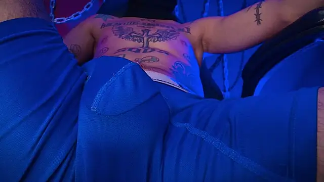 Snapshot of Junihn0 chatting on 01/01/25, 01:27 Junihn0 online show from 01/01/25, 01:27