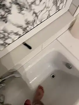 Loco42- online show from 12/24/24, 03:58