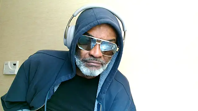 sinnernoir online show from 03/03/26, 02:23