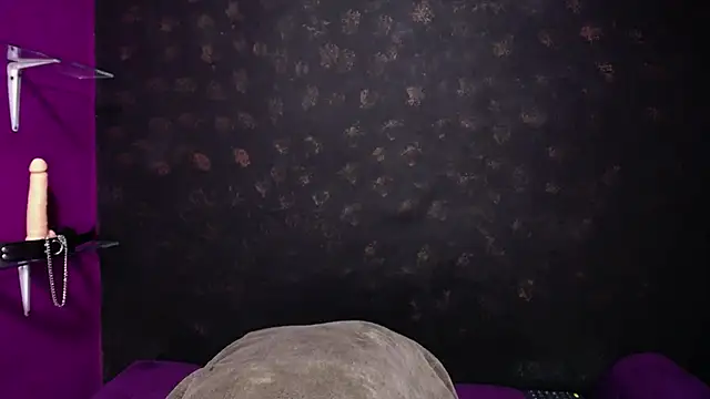 Sadie Queen online show from 12/16/24, 05:33