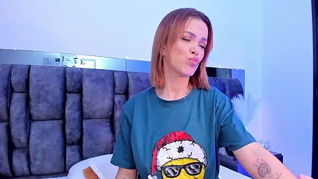 Snapshot of CarolHorny_1 chatting on 12/19/24, 05:29 CarolHorny 1 online show from 12/19/24, 05:29