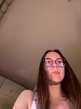 Snapshot of Lilly_Soulmate chatting on 05/11/26, 03:12 Lilly Soulmate online show from 05/11/26, 03:12