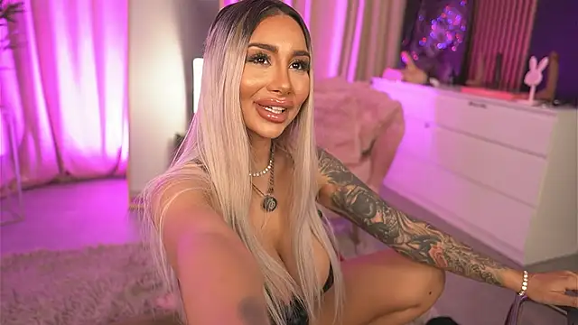 GoldenAmber online show from 03/02/26, 06:36