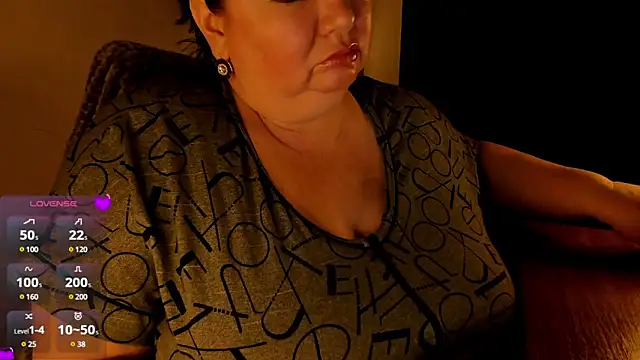 SexxyDreams1 online show from 02/02/25, 01:45