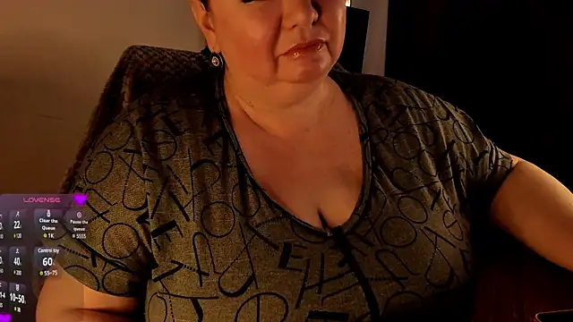 SexxyDreams1 online show from 02/13/25, 06:09