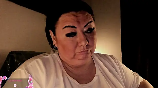 SexxyDreams1 online show from 09/23/25, 02:58