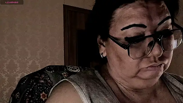 SexxyDreams1 online show from 03/22/26, 12:03