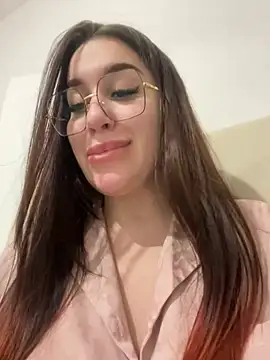 Snapshot of VikiDemi chatting on 03/13/25, 11:41 VikiDemi online show from 03/13/25, 11:41