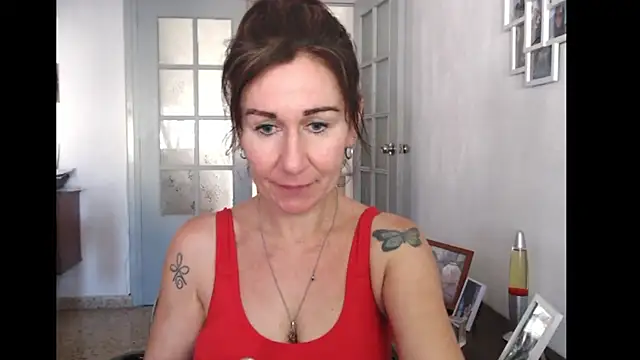 TamaraSweetxo online show from 05/27/26, 04:15