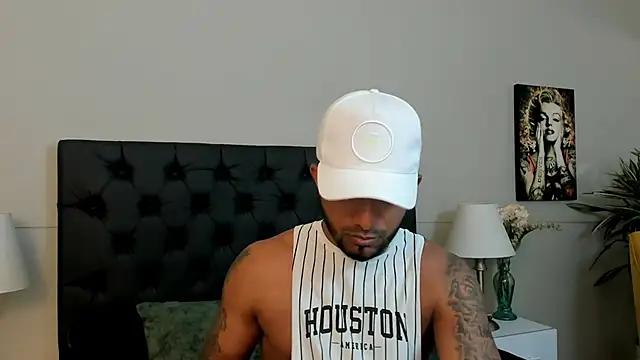 Snapshot of Robin_Rief chatting on 09/11/25, 03:28 Robin Rief online show from 09/11/25, 03:28