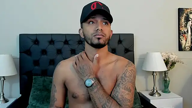 Snapshot of Robin_Rief chatting on 09/13/25, 03:28 Robin Rief online show from 09/13/25, 03:28