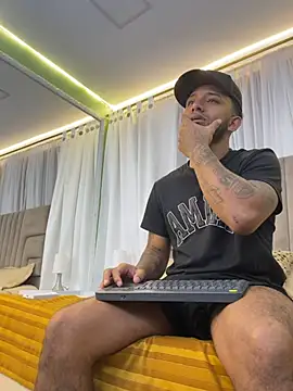 Robin Rief online show from 02/10/26, 03:54