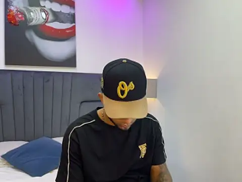 Robin Rief online show from 03/07/26, 03:25