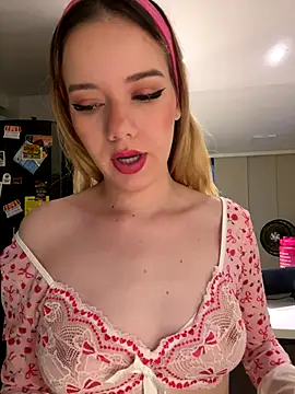 NicoleCut online show from 11/03/25, 10:49