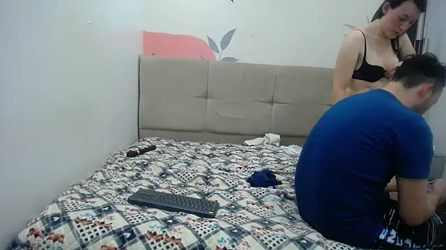 Snapshot of JeremmyAndStacy chatting on 02/06/25, 06:56 JeremmyAndStacy online show from 02/06/25, 06:56