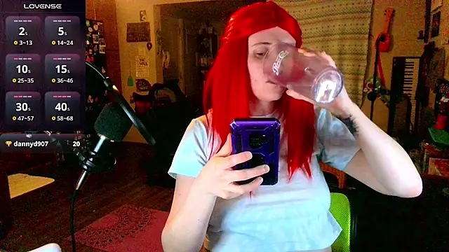  hellostormy  online show from 03/06/25, 08:19