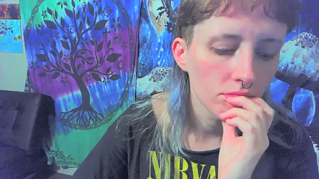  hellostormy  online show from 10/02/25, 09:27