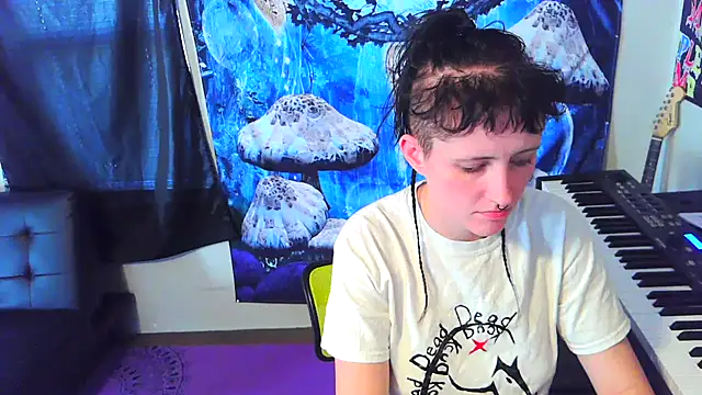  hellostormy  online show from 11/03/25, 03:57