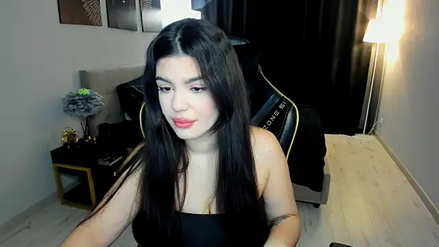 AlluringAriel online show from 02/12/26, 04:18