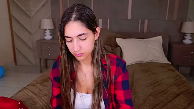 Teresa Stane online show from 02/05/25, 11:23