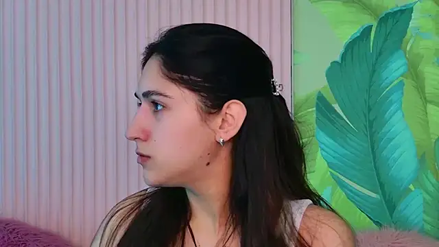 Teresa Stane online show from 12/16/25, 05:34