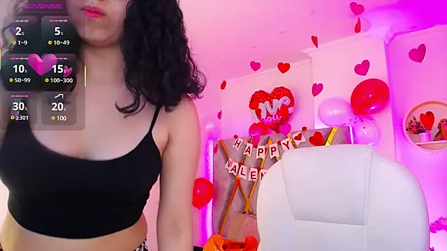 Snapshot of Aurora_Brownn chatting on 02/14/25, 04:15 Aurora Brownn online show from 02/14/25, 04:15