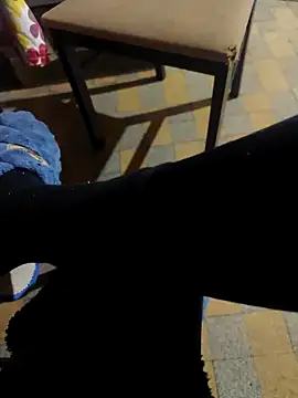 ariel-rick online show from 11/28/25, 01:03